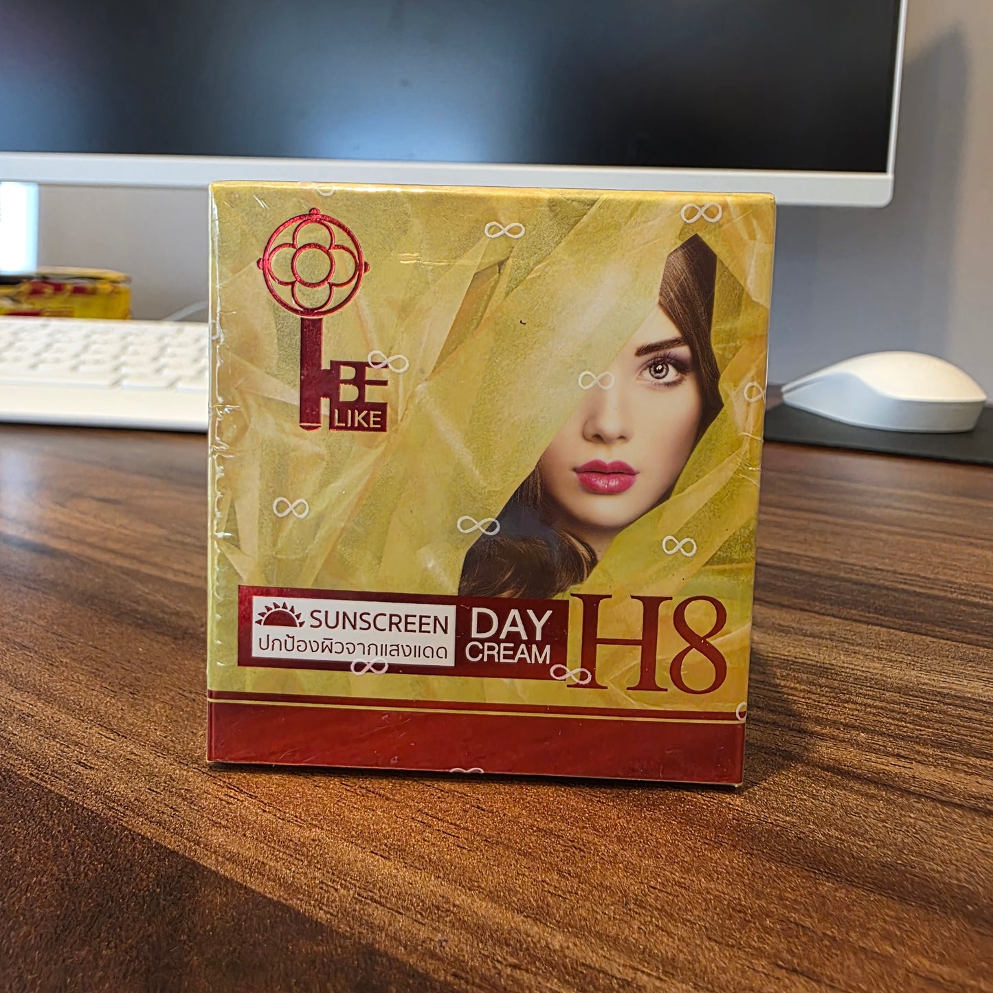 BE-LIKE Sunscreen Day Cream H8