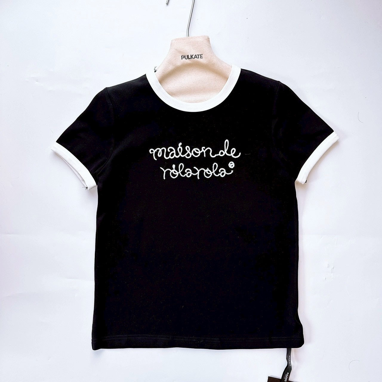 PK826 - Black