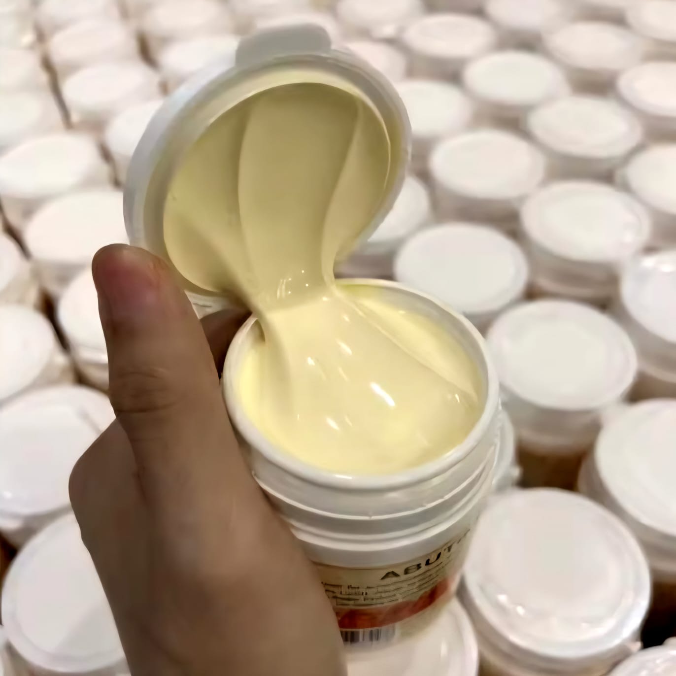 ABUTINE 3C3 Whitening Plus Cream 220g